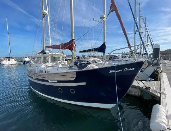 Fisher  30 For Sale From Seakers Yacht Brokers