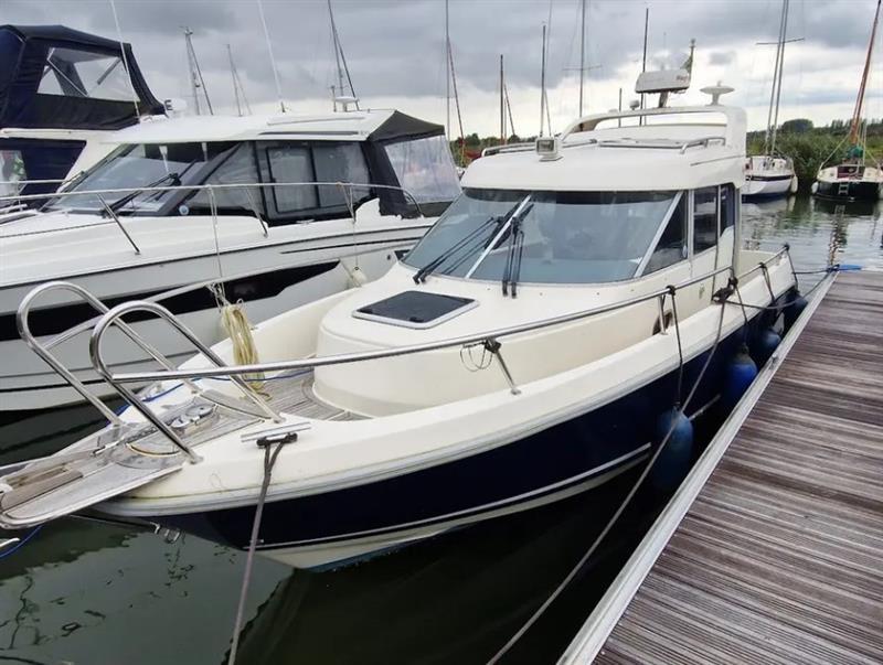Aquador  25CE 