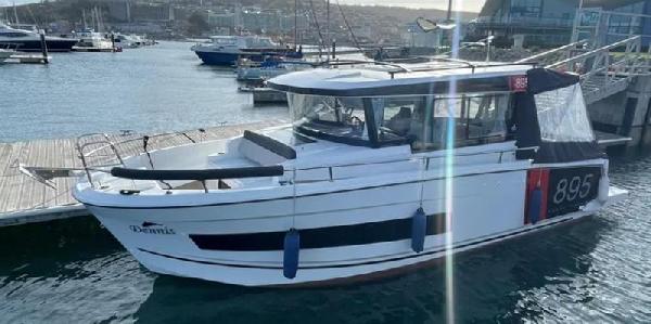 Jeanneau Merry Fisher 895 Offshore For Sale From Seakers Yacht Brokers